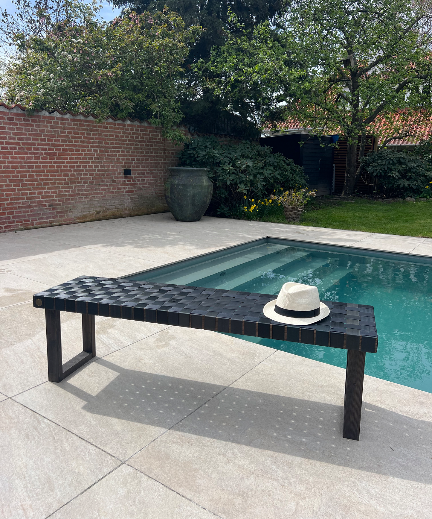 Outdoor Collection Luna Bench, Medium, Smoke/Black