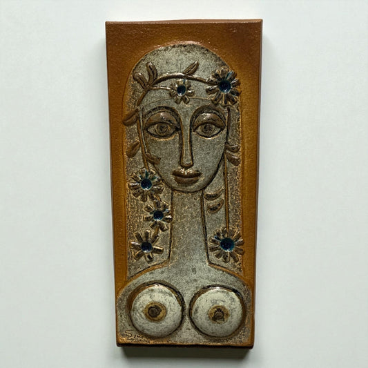 Søholm vægrelief – “Kvindeportræt” (44x20 cm)
